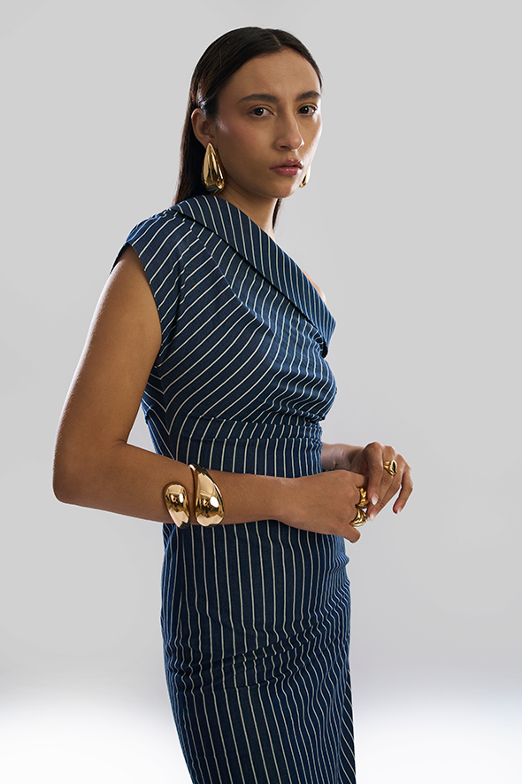 Linear Shift one shoulder Denim Dress