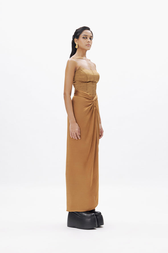 Aroka Gold zari corset, crafted from Handwoven Zari tissue for elegant cocktail events.