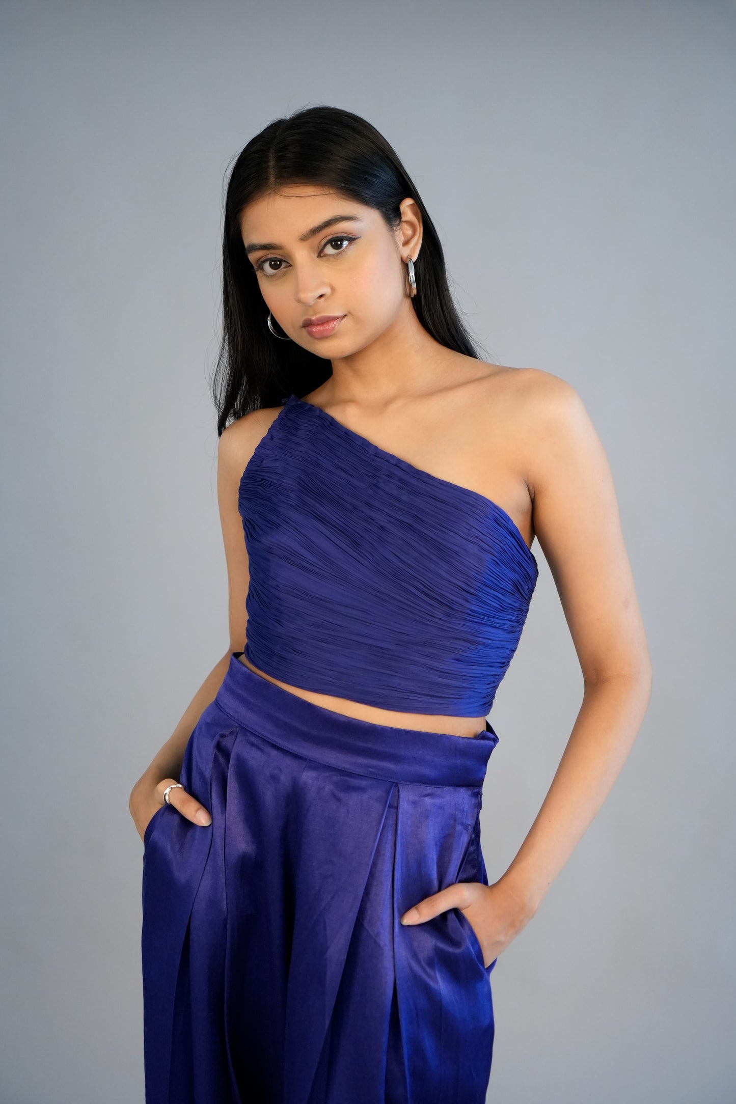 Hydra Top with elastic back