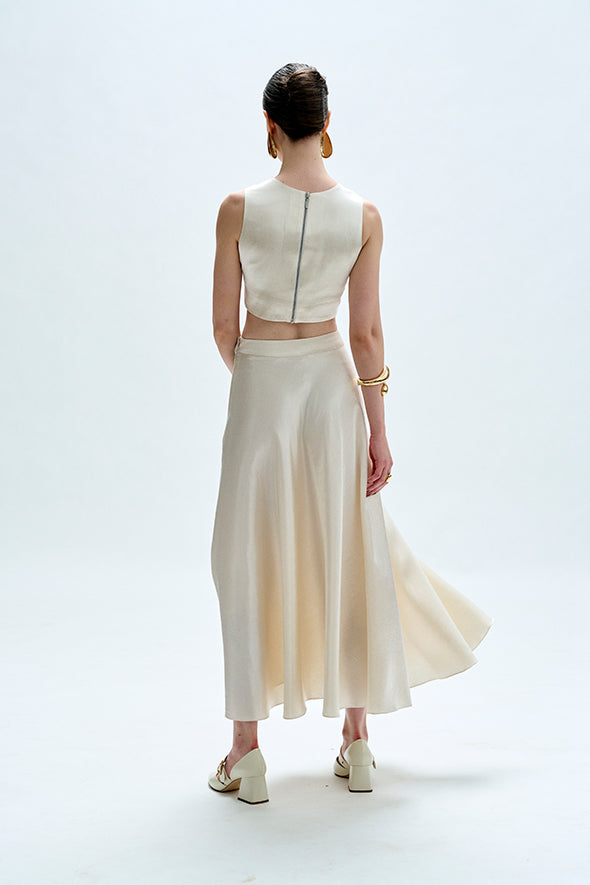 Versatile ivory mashru zipper back blouse from Aroka.