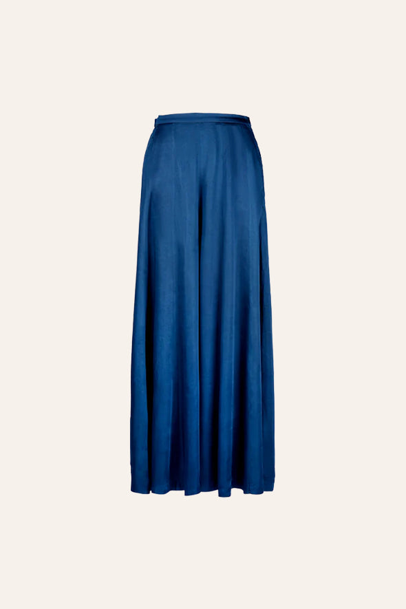 Modal satin flared pants in blue with back elastic from Aroka.