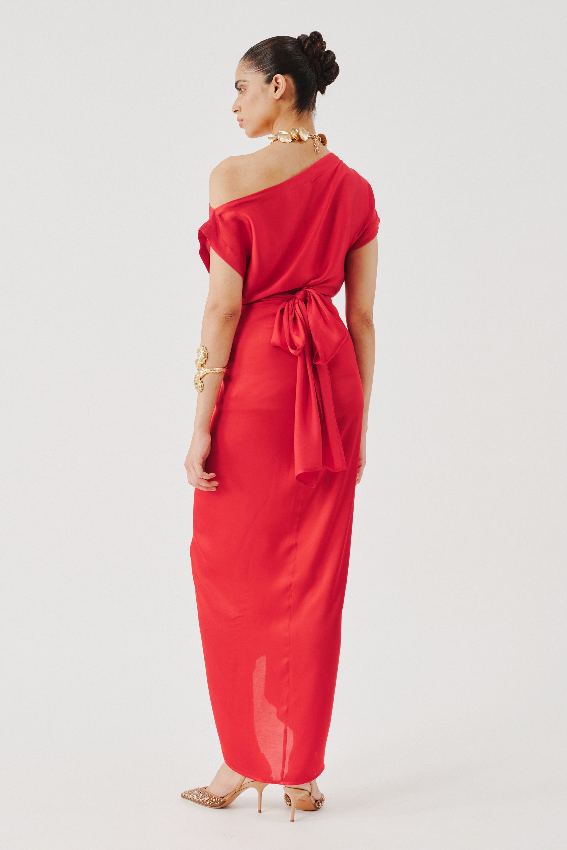 Maya Set in Red