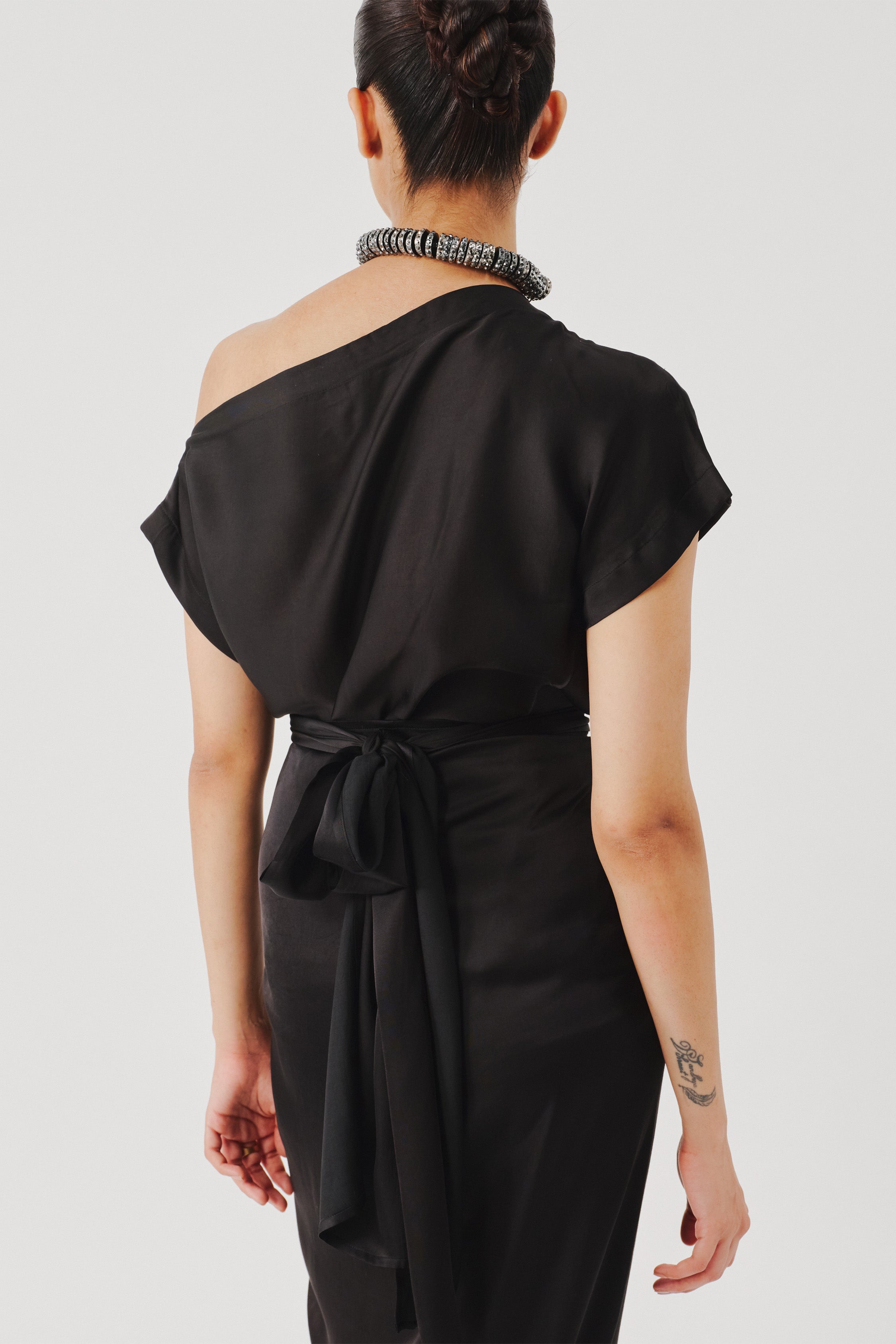 Maya Set In Black