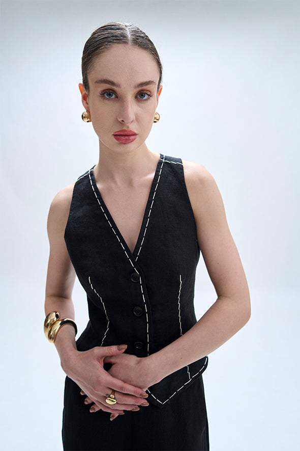 Black Linen Waistcoat with Moroccan crepe, straight fit with welt pockets Pants from Aroka.