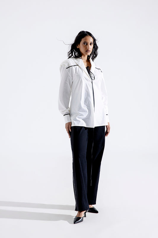 White poplin shirt with ruched yoke and neck tie-up