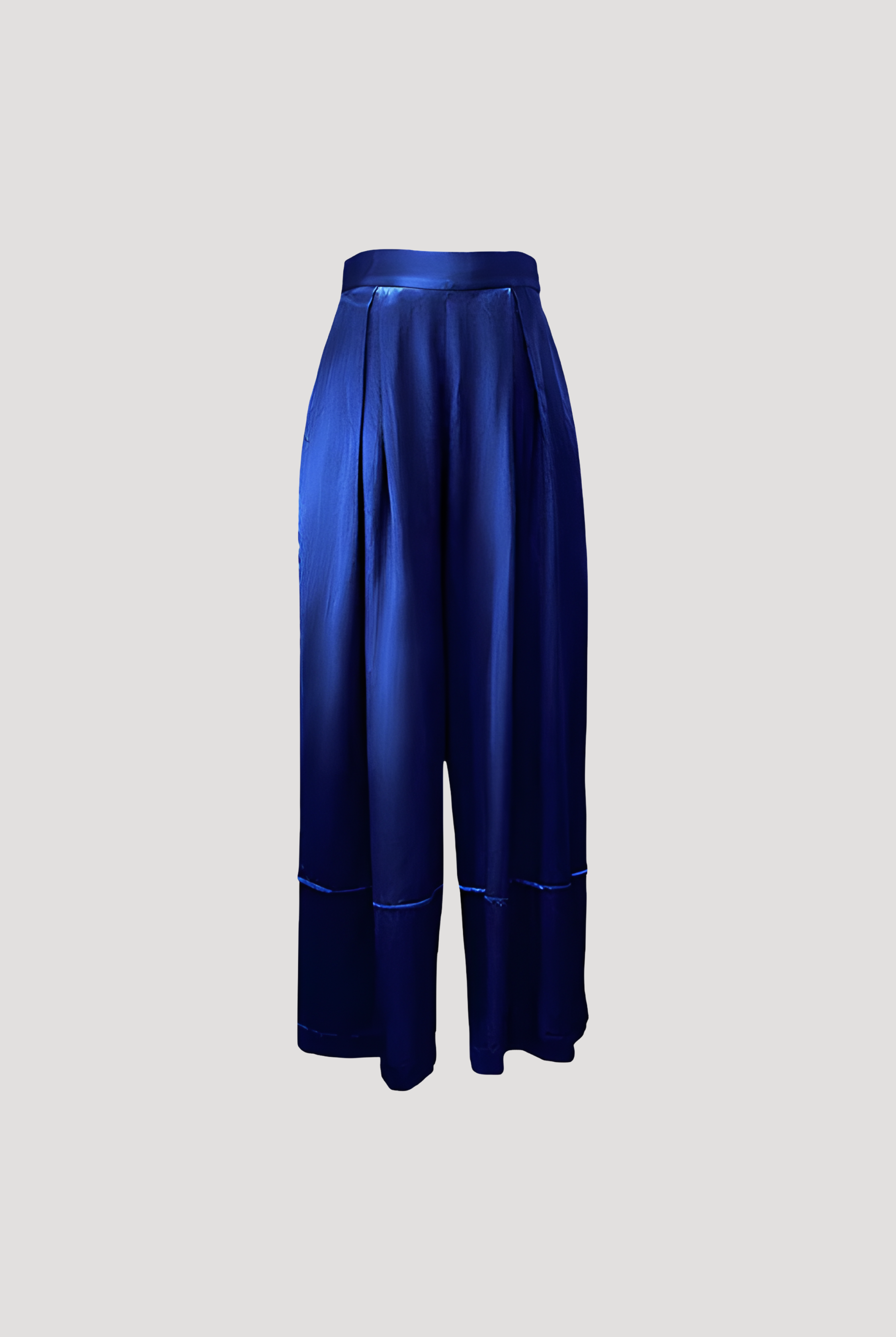 Flatlay image of boulevard pleated pants in blue
