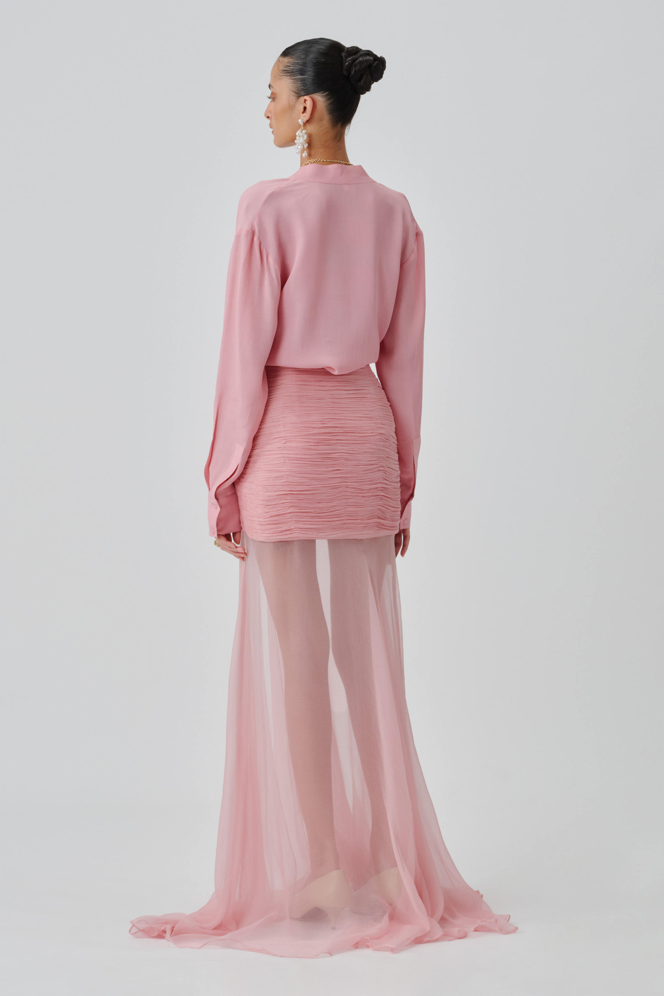 Full back view of rosaria set