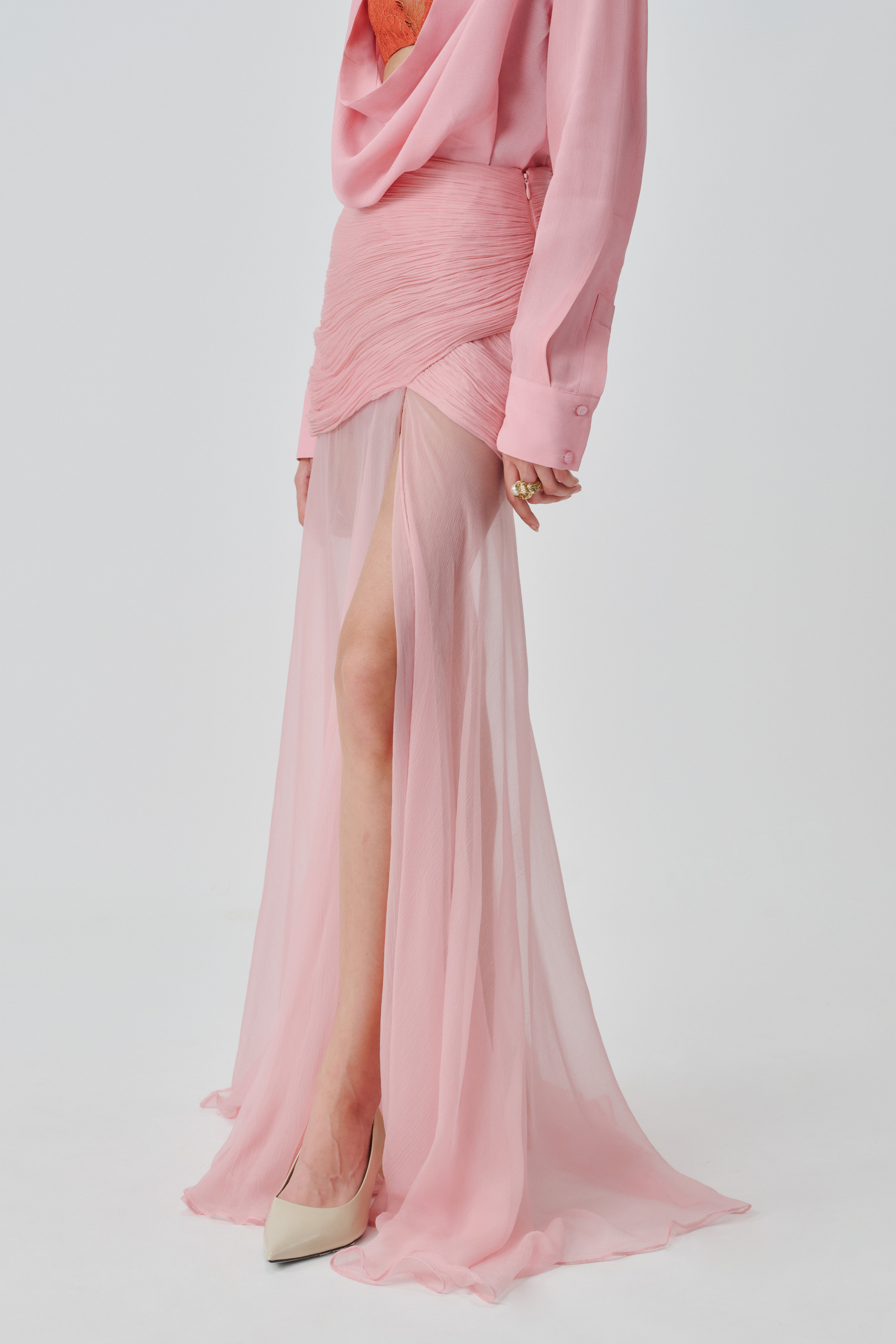 Full view of rosaria set skirt