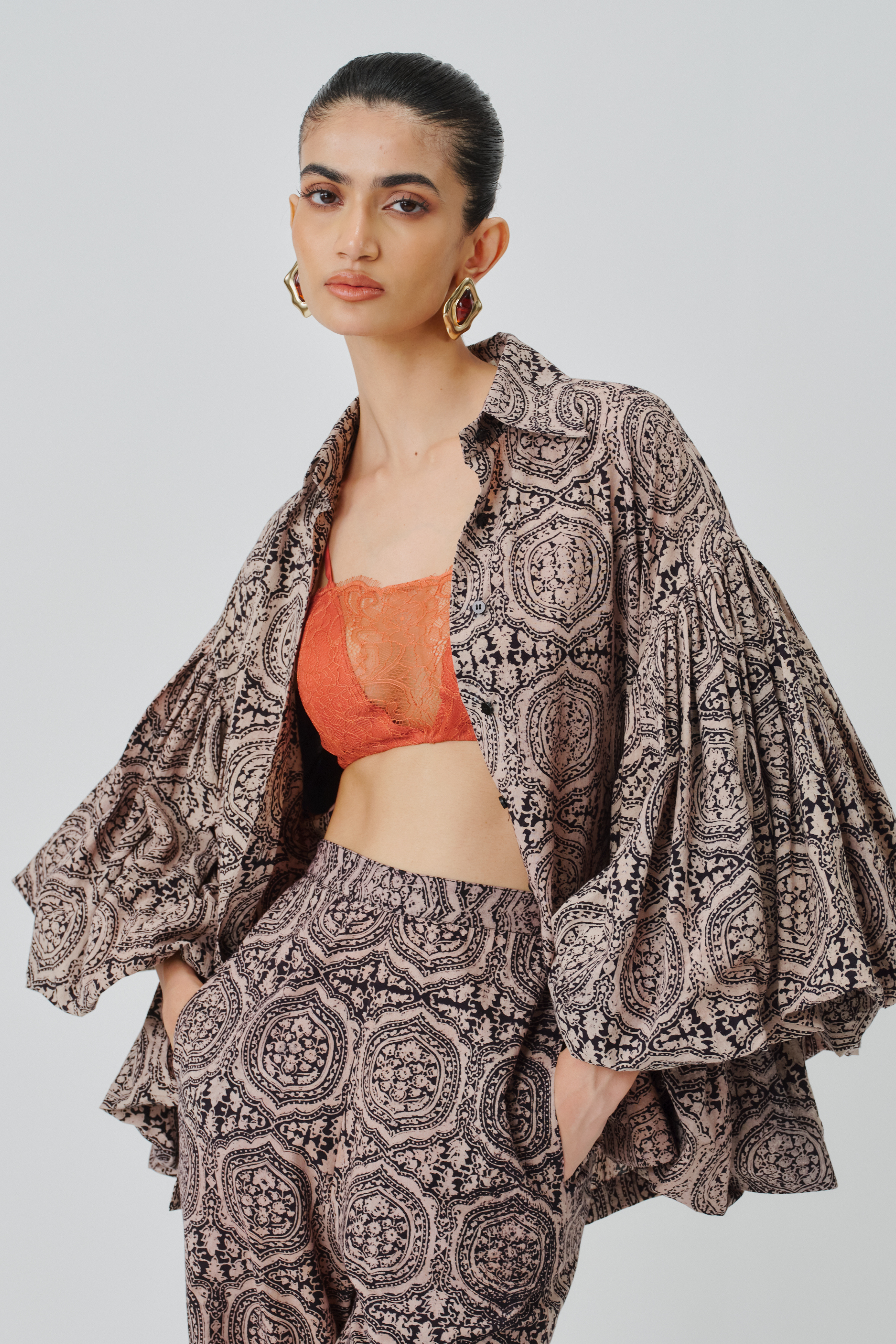 Front view of sahara shirt
